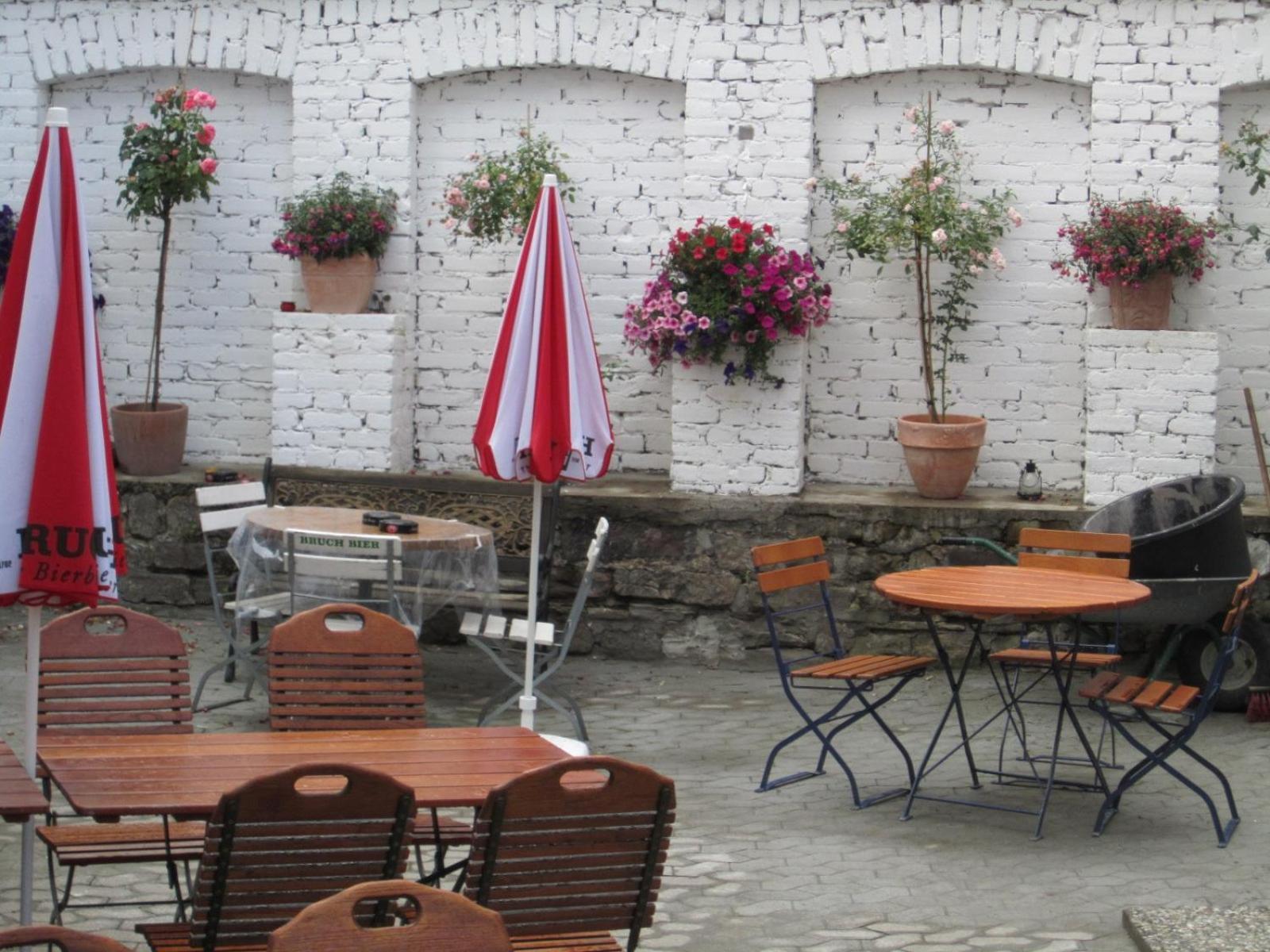 Hotel Faehrhaus Saarbrucken Bagian luar foto